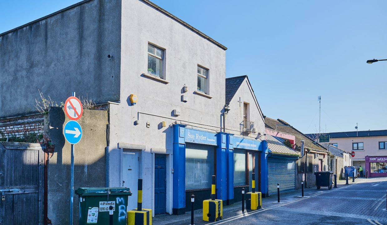 Convent Lane Side On