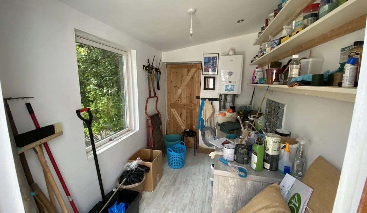 F Garden Shed