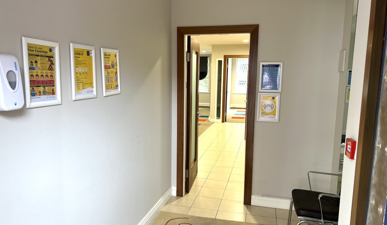 15 Entrance Hall A 18.8.22