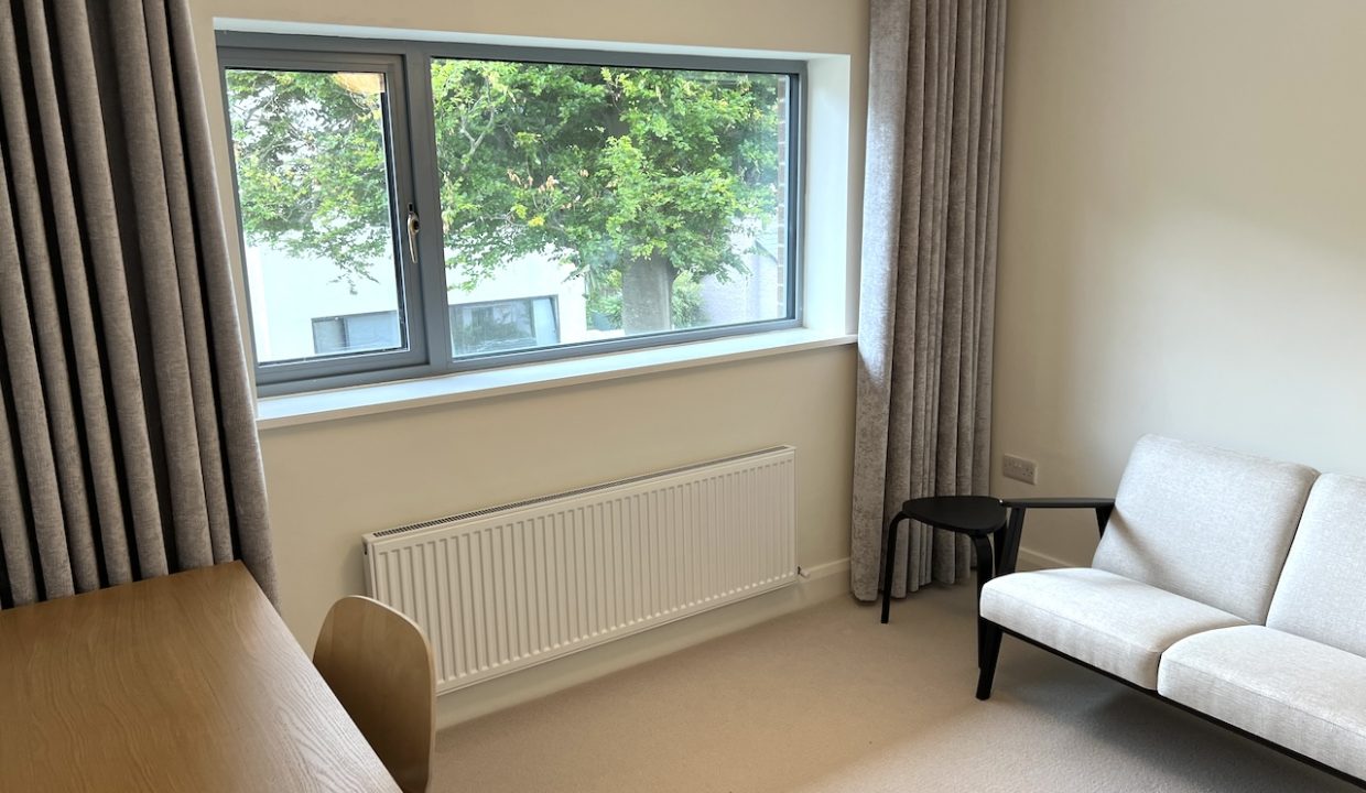 2nd Bed:Office 2.7.24