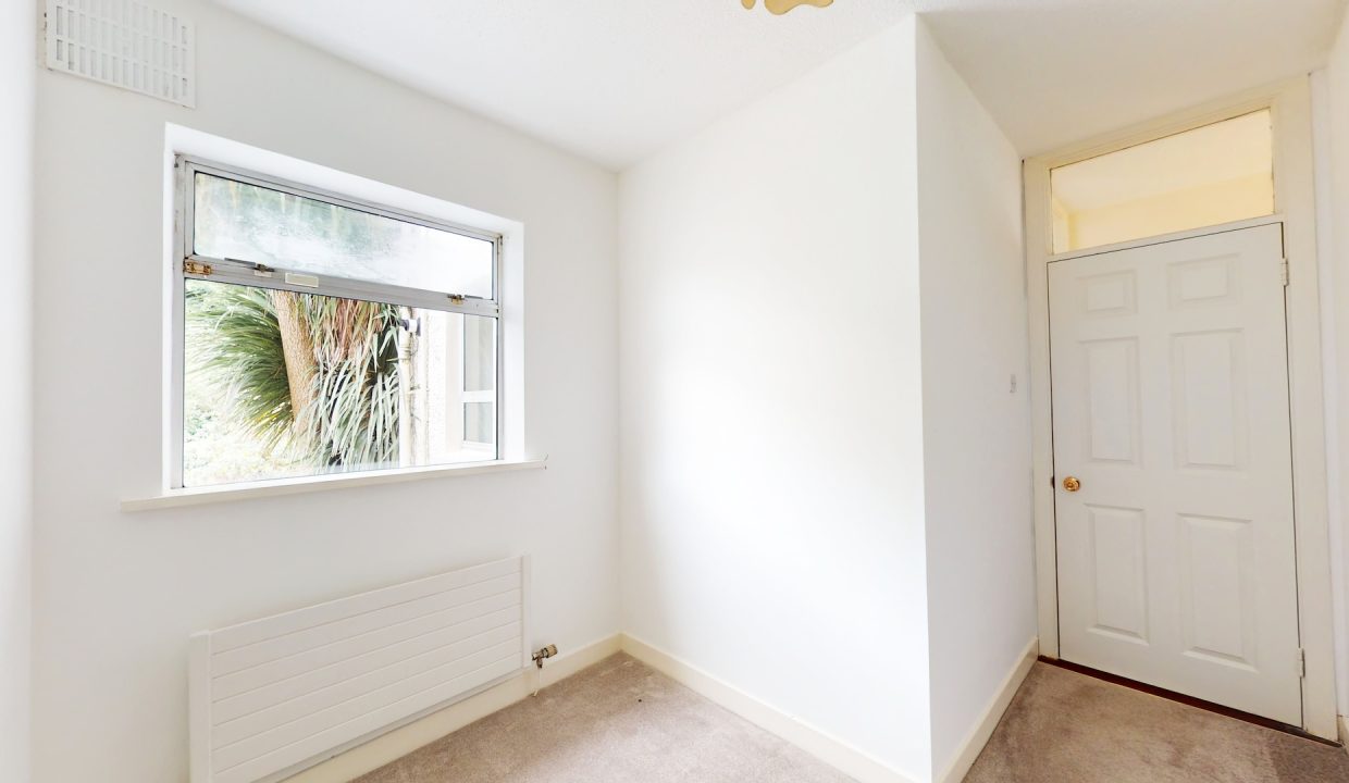 3rd Bedroom:Office 26.7.24